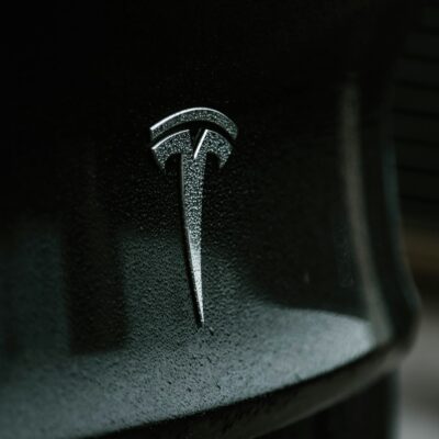 black Tesla, robotaxis
