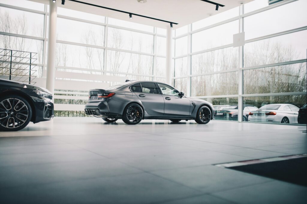 best time to buy; BMW dealership